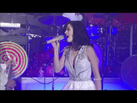 Katy Perry - Firework (Live on Letterman)