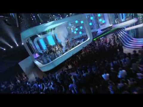 [Premios Billboard 2011] Pitbull  Bom Bom - En vivo Parte 1