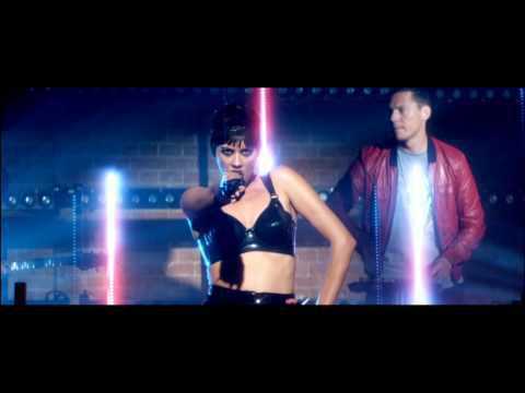 Ti?sto feat. C.C. Sheffield - Escape Me (Music Video)