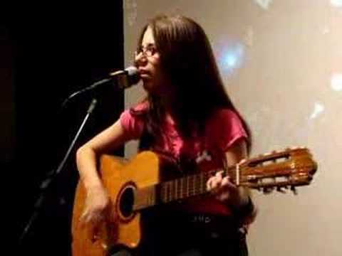 Lilu Live at Fnac - Why (Avril Lavigne Cover)